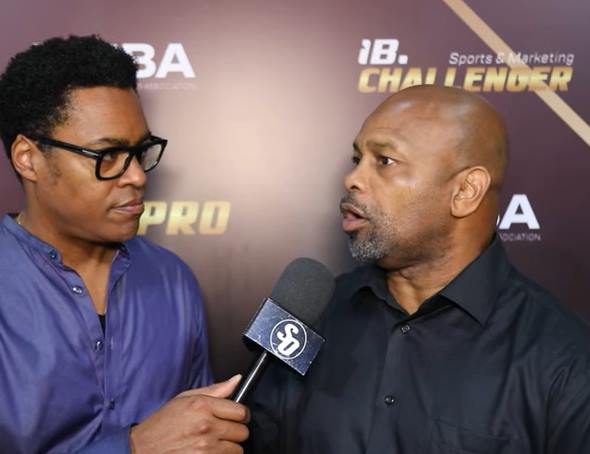 ini komentar roy jones jr tentang pertaungan crawford vs canelo