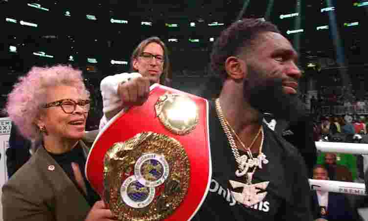 jaron ennis juara IBF interim