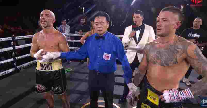 liam paro menang atas david papot