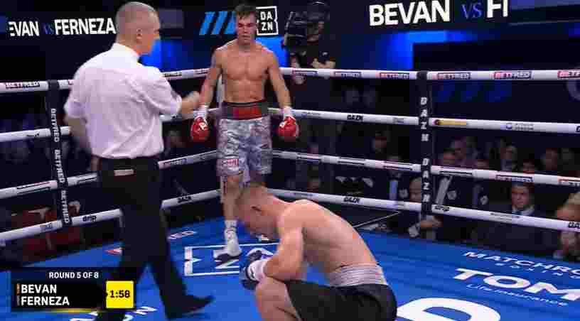 taylor bevan pukul jatuh lukas ronde 5