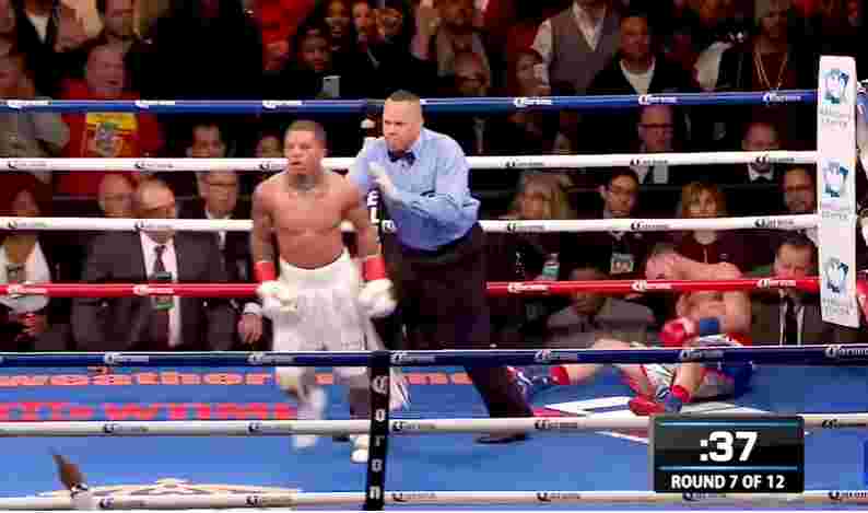 Davis pukul jatuh pedraza ronde ke 7