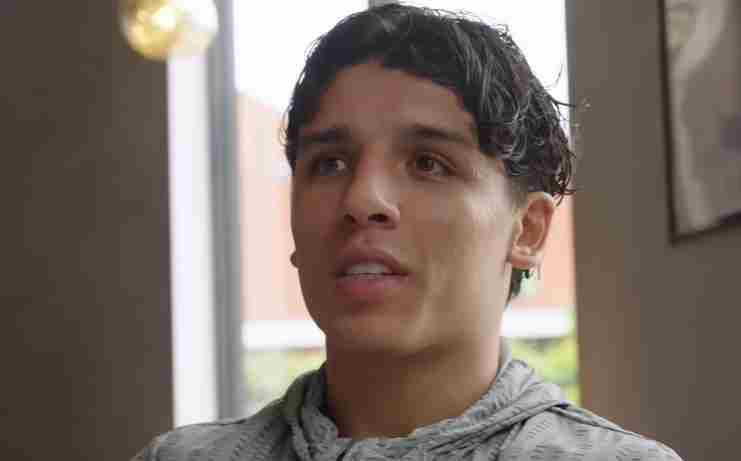 latar belakang junaid bonstan