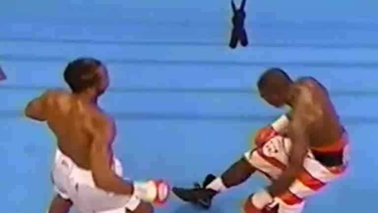 lewis membalas dendan pada Rahman ronde 4