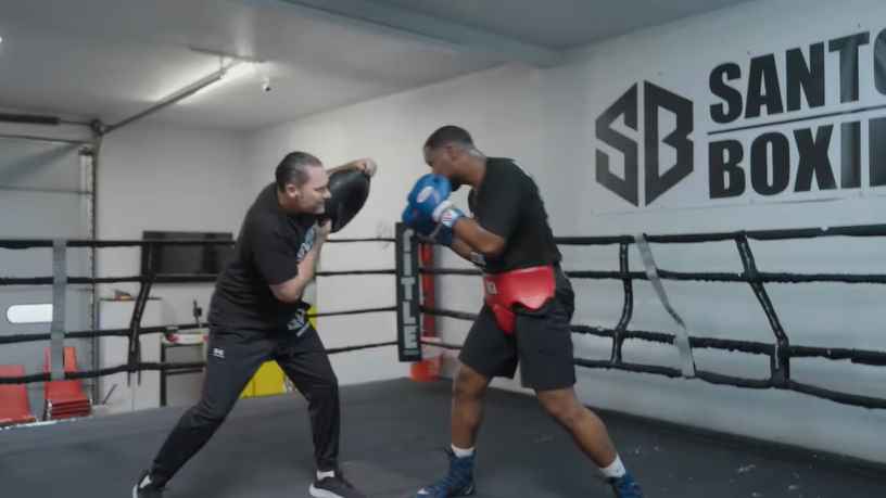 suasana latihan pero sebelum pertarungan