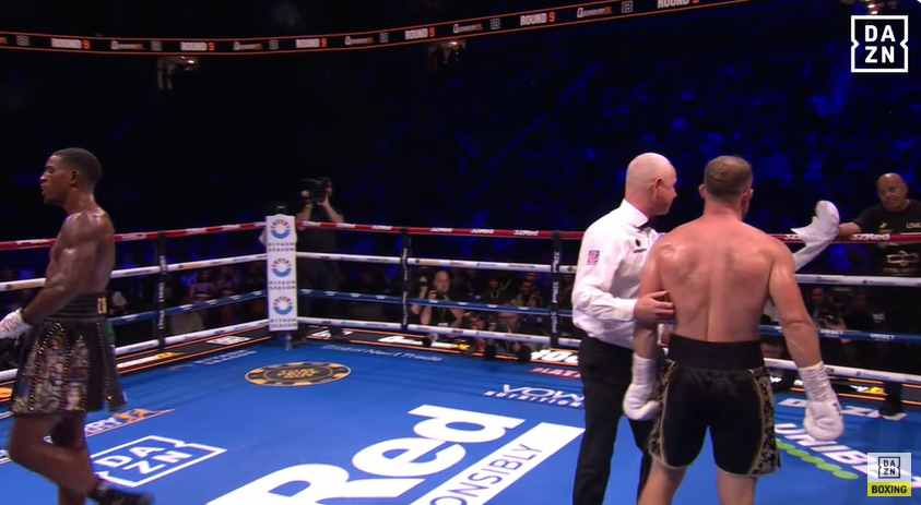taylor menang TKO ronde 9