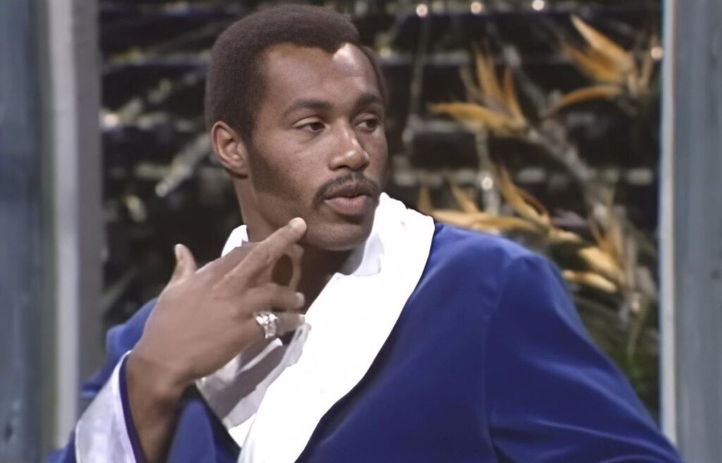 Ken norton Dalam wawancara di televisi