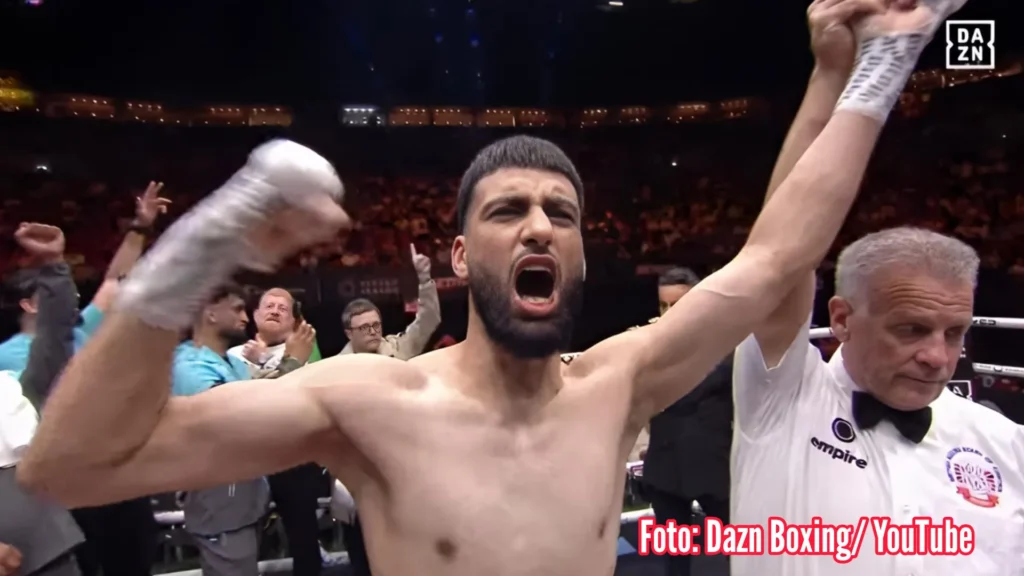 Hassan Azim hentikan Martin ronde 1