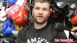 Johnny Fisher ikut bersuara tentang Fury vs Joshua
