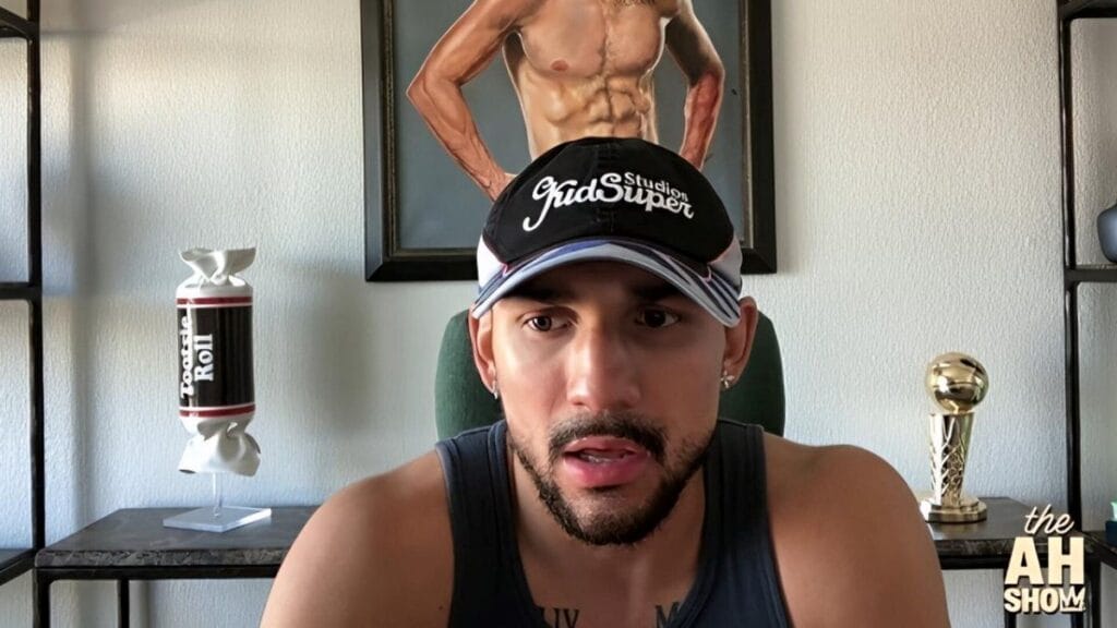 Lopez tak tertarik gabung Zuffa Boxing
