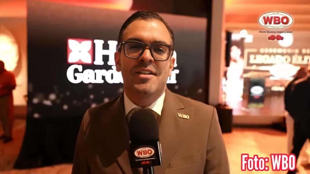 Presiden WBO beri jangka duel Bivol vs Smith