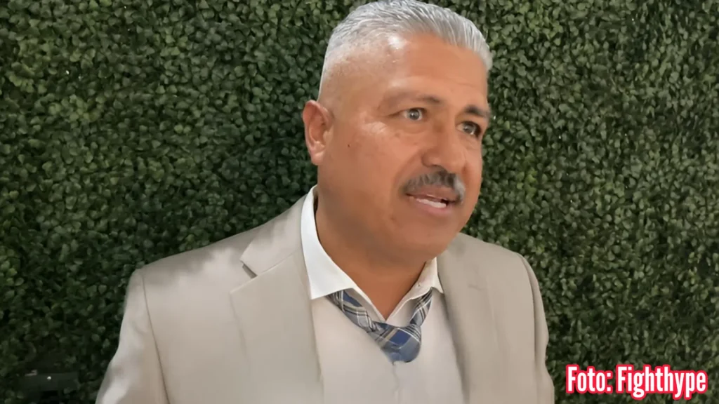 Robert Garcia tuduh Ennis hindari Ortiz