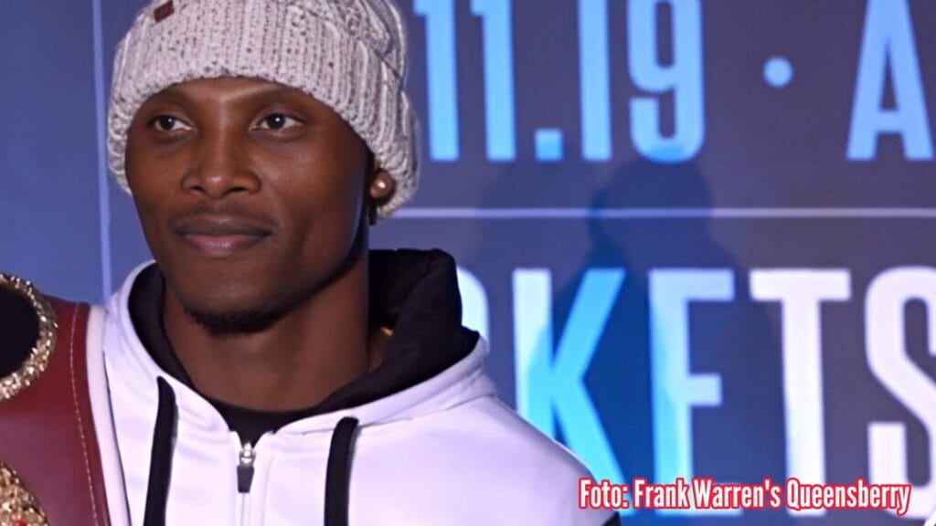 Zolani Tete mati di tembak di depan rumahnya