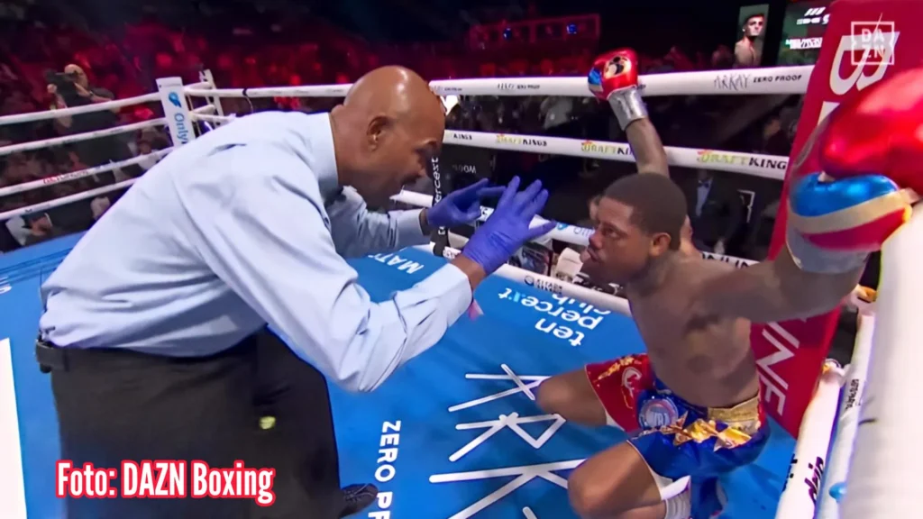 Williams bangkit dari knockdown