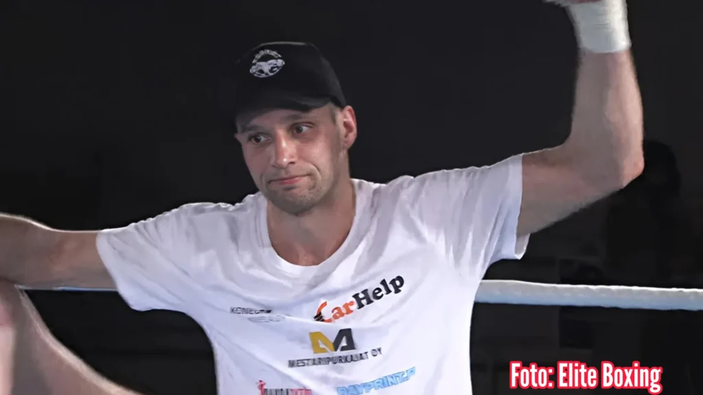 Ilari kujala menang atas pesek pengganti Smith