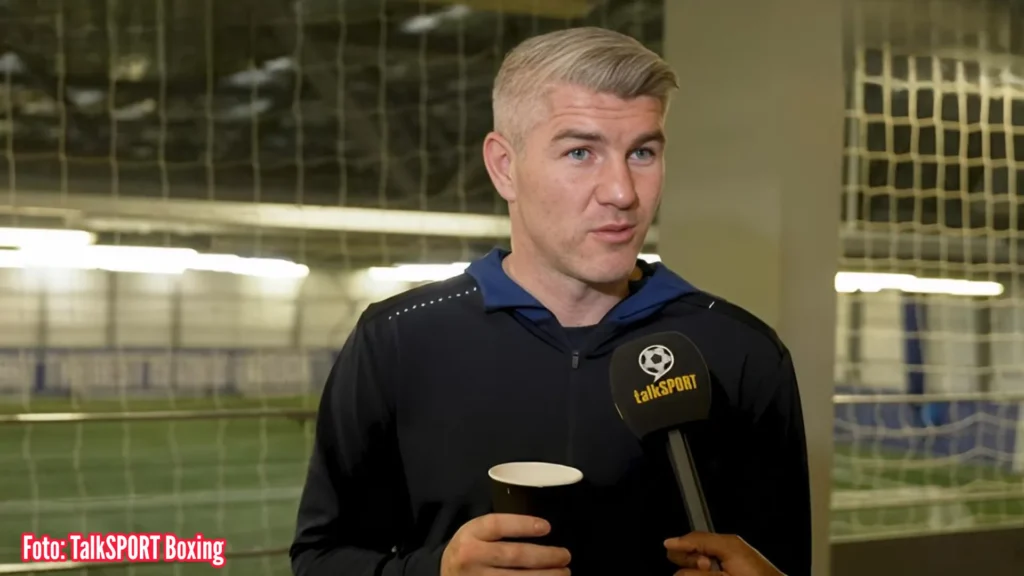 Liam Smith prediksi Fury vs Joshua